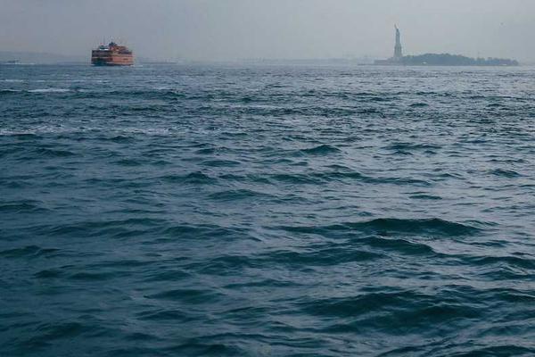 与化学和生物指标的测量与分析相关的创意图片