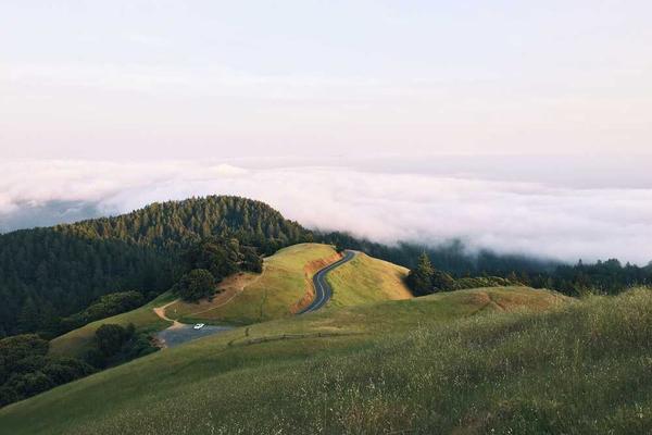理解热点内容与电商业务的关联性主题的精美插图