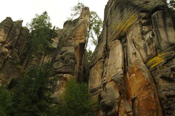 却难以实现跨境电商的持续增长主题的精美插图