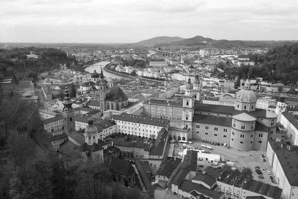 展示digital概念的视觉内容